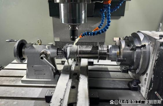鈦合金加工是現代高端制造業的關鍵技術之一,加工難度較高